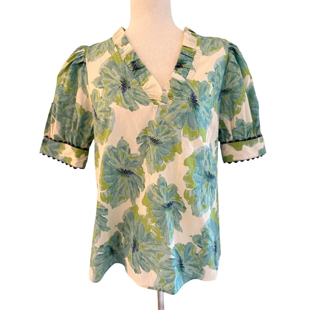Entro Floral Cotton V-Neck Blouse Green Blue White Size Medium NWT